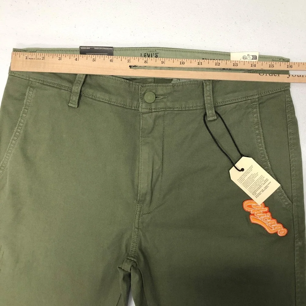 Levis XX Chino Pants Mens 31x32 Green Standard Taper Chicago Patch Stretch New